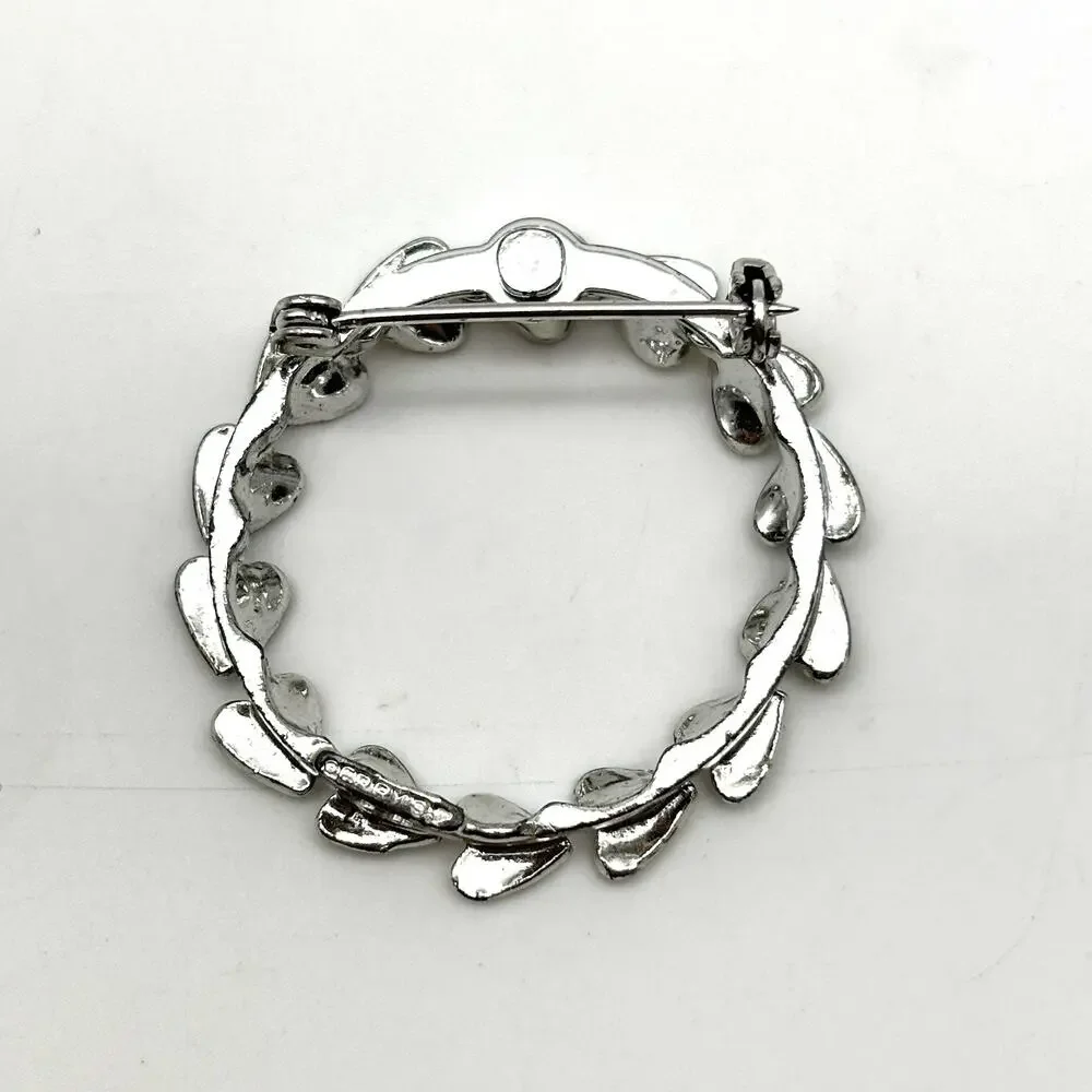 Vintage 70s Gerry's Creations Silver-tone Heart Wreath Round Brooch Pin 1 3/8